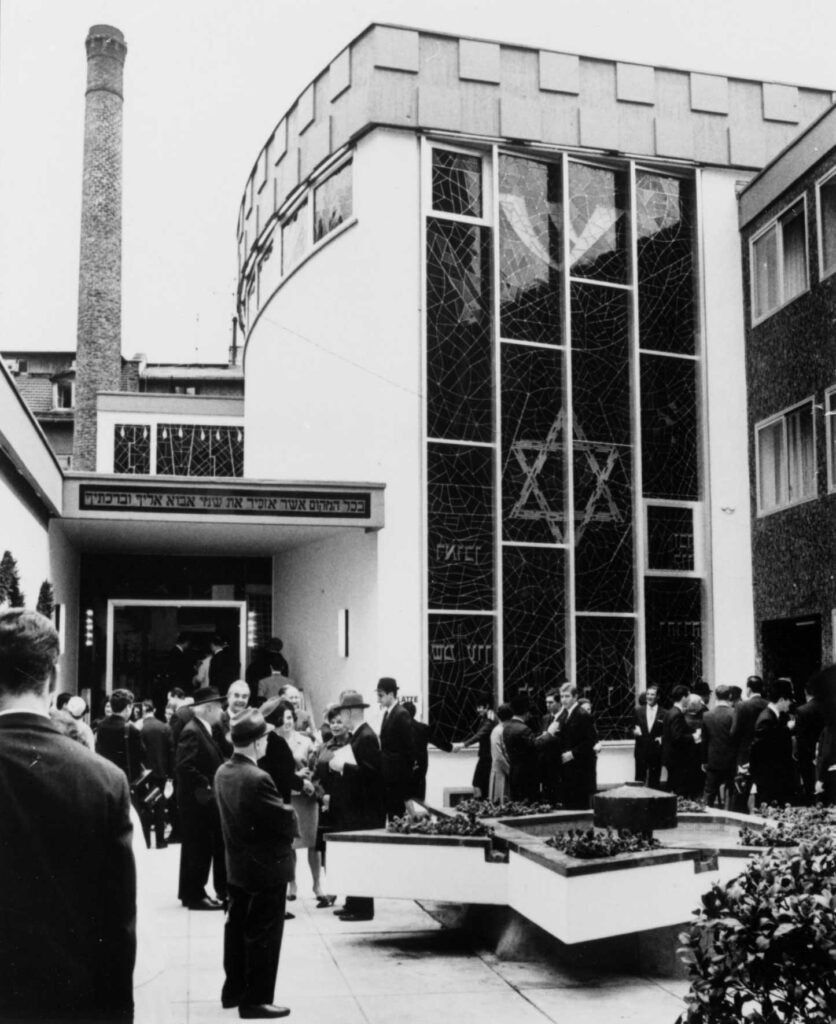 Bild: Einweihung der Wiesbadener Synagoge am 11.09.1966; Foto: J. Weber, StadtA WI, F000-502